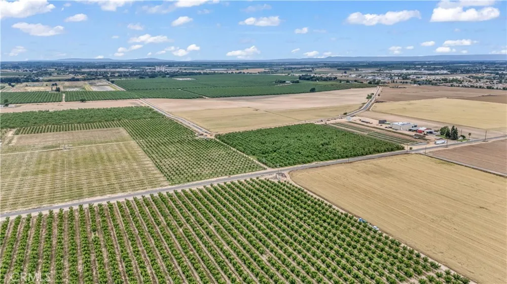 14706 Peach Avenue Livingston, CA 95334