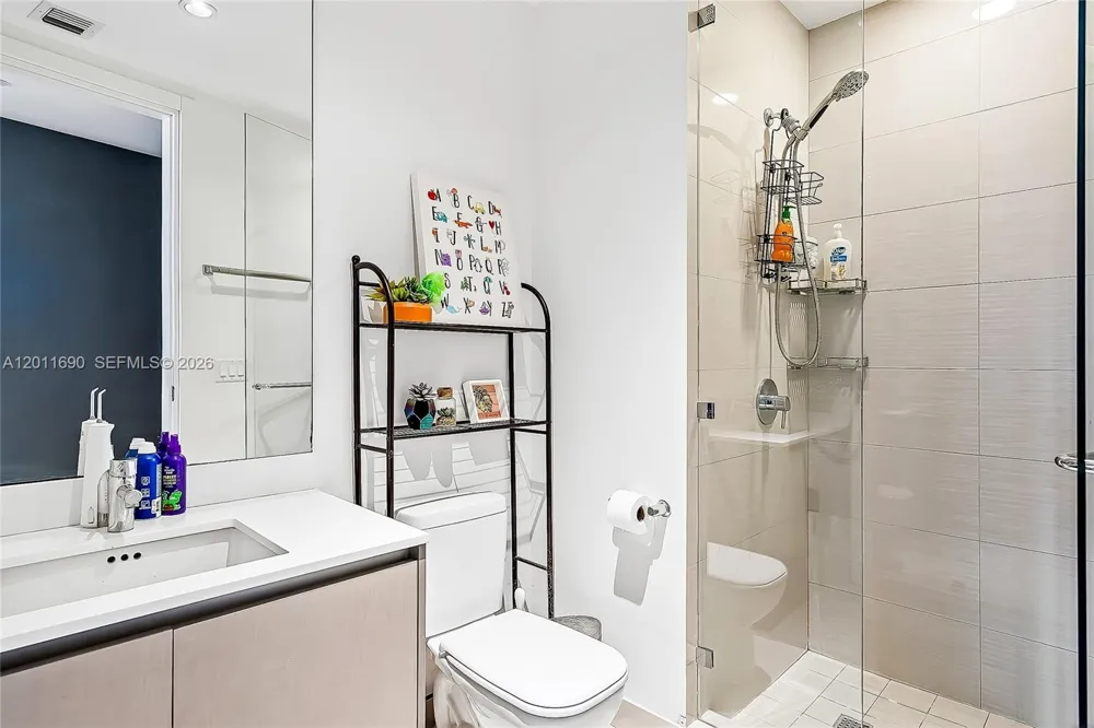 3300 NE 188th St #216 Aventura, FL 33180