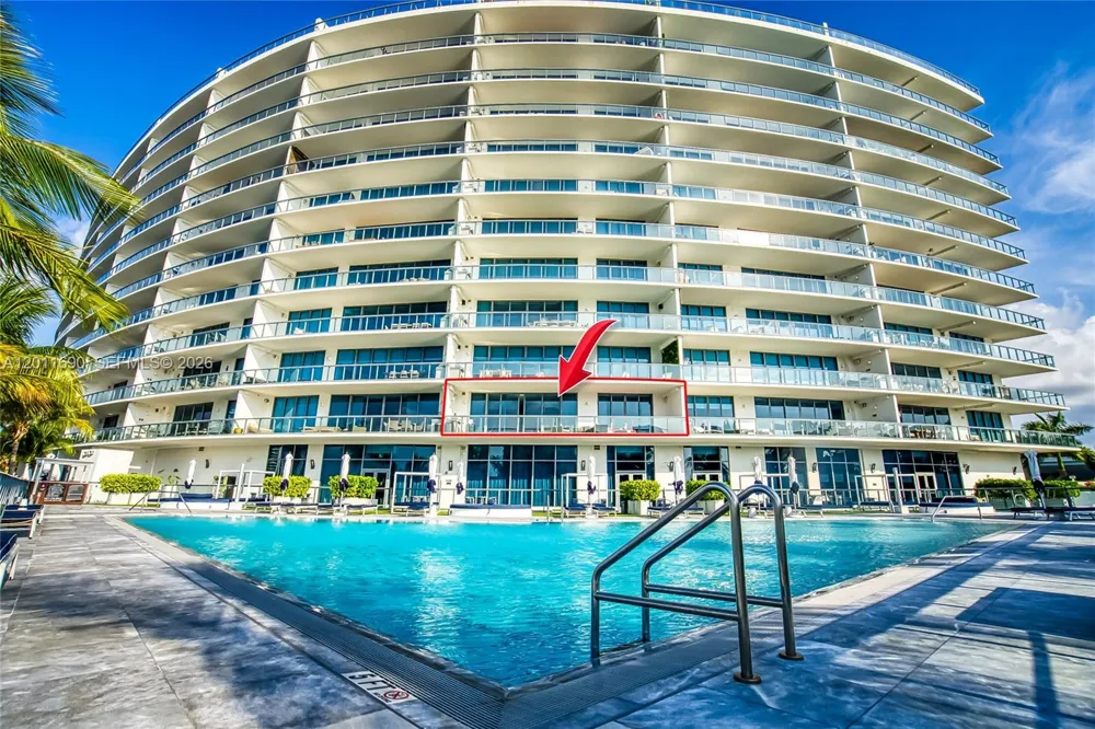 3300 NE 188th St #216 Aventura, FL 33180