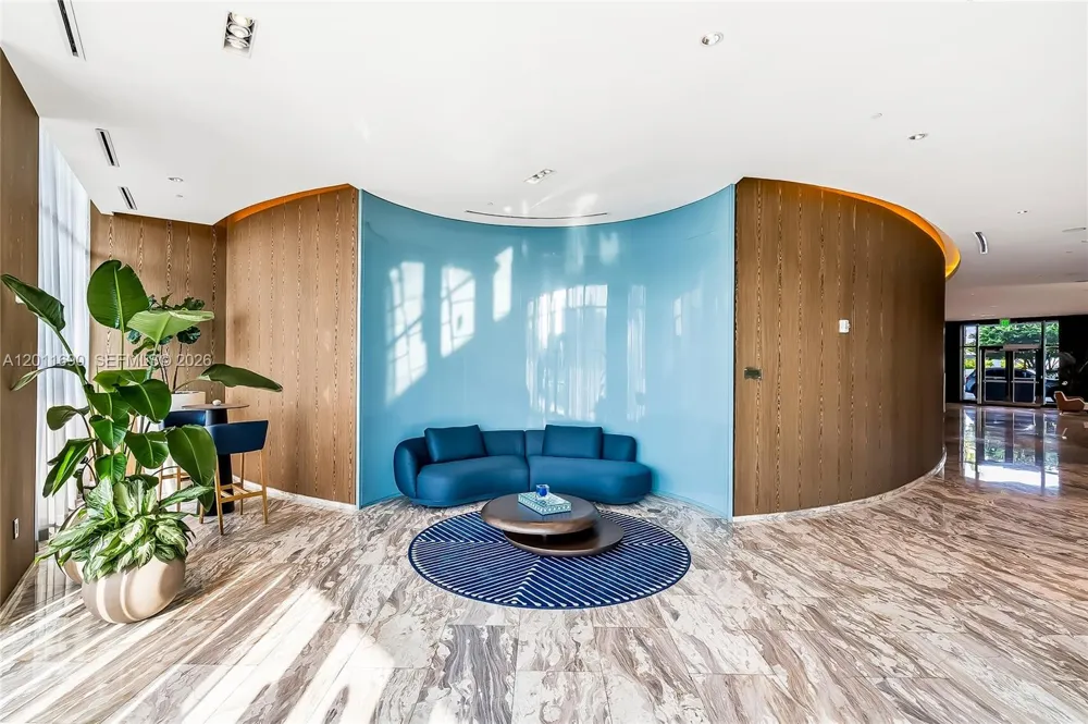 3300 NE 188th St #216 Aventura, FL 33180