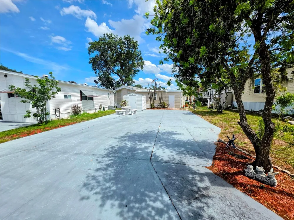7336 INTERNATIONAL CIRCLE Lake Wales, FL 33898