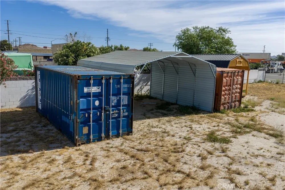 2909 Sierra Highway Rosamond, CA 93560