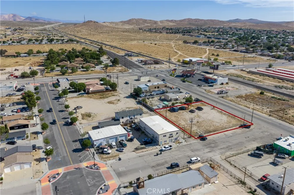 2909 Sierra Highway Rosamond, CA 93560