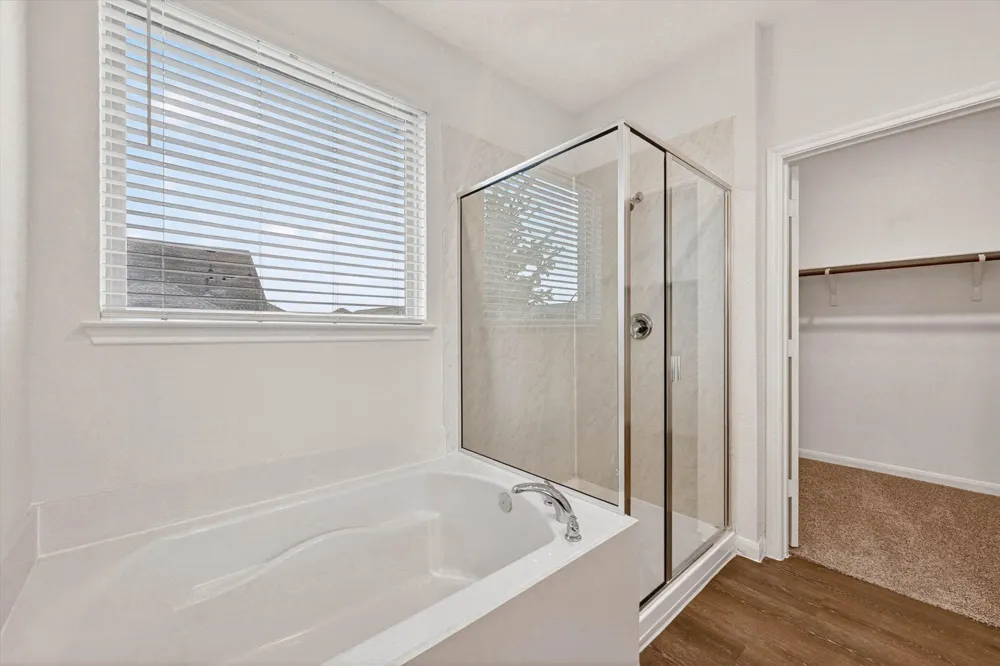 3955 Oak Creek Circle Denison, TX 75020