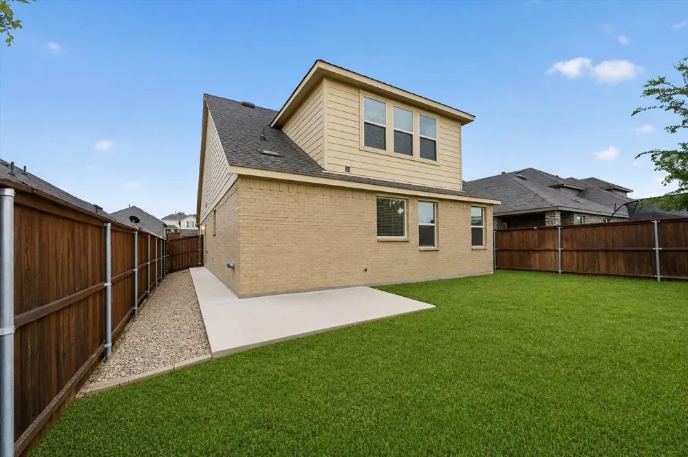 3955 Oak Creek Circle Denison, TX 75020