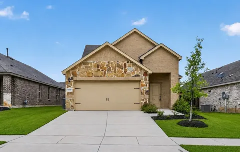 3955 Oak Creek Circle