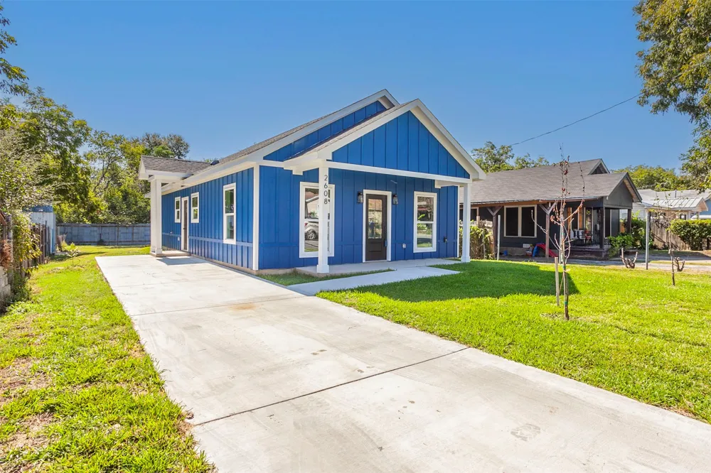 2608 Cleveland Avenue Waco, TX 76711