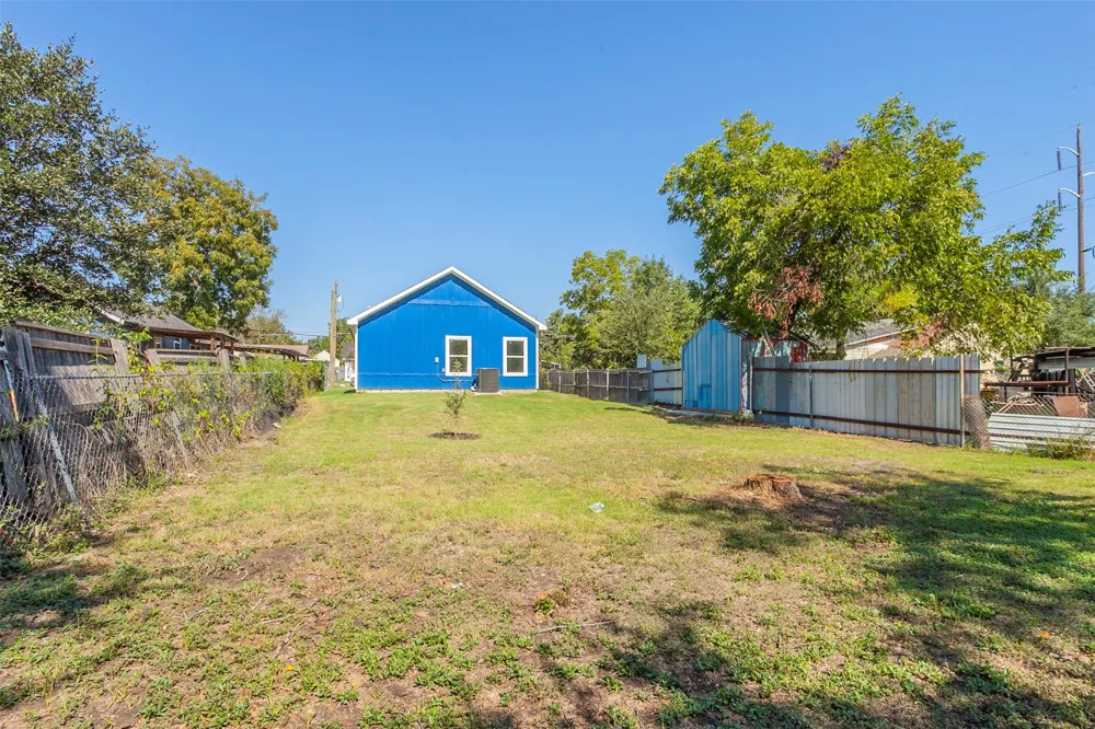 2608 Cleveland Avenue Waco, TX 76711