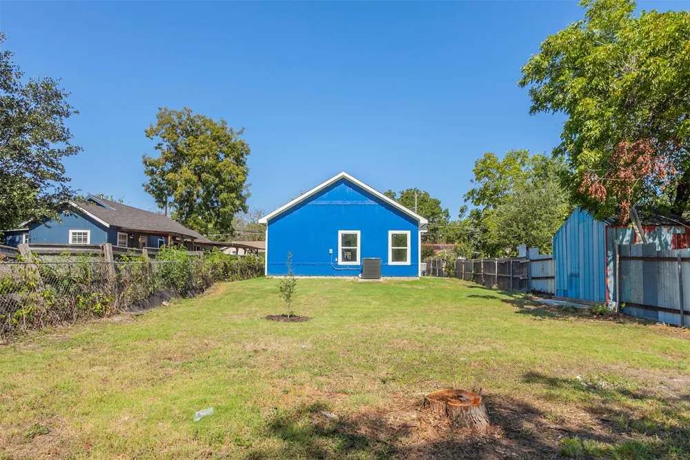 2608 Cleveland Avenue Waco, TX 76711