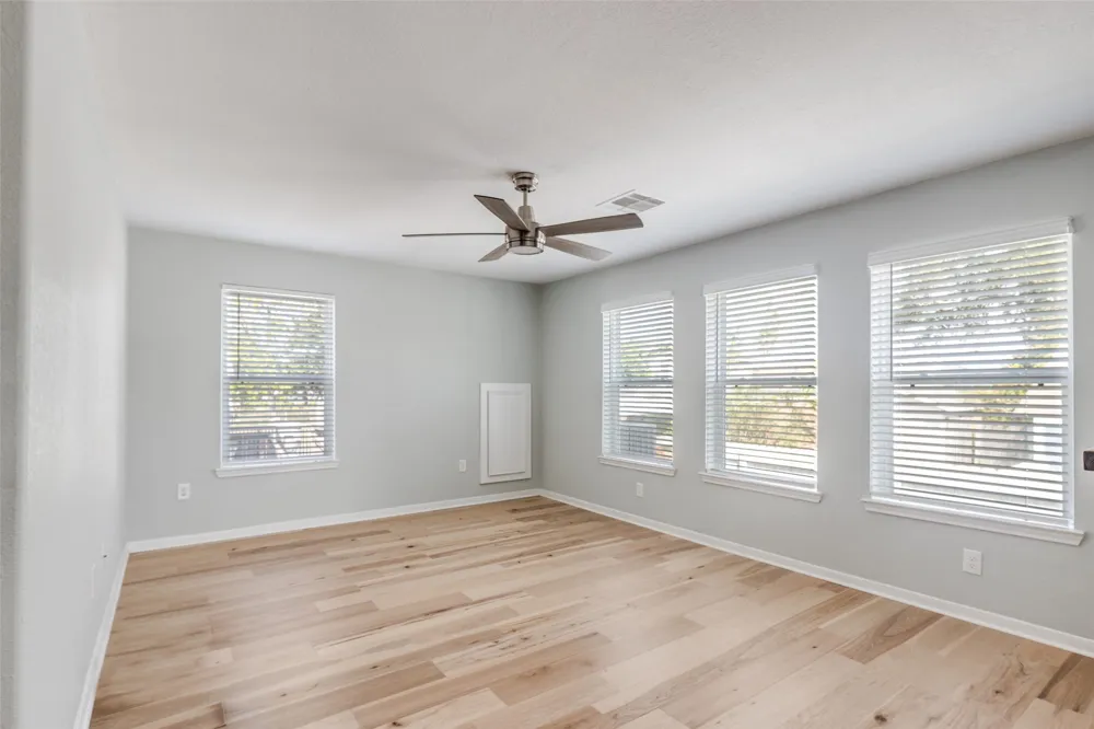 5106 Avenue O Galveston, TX 77551