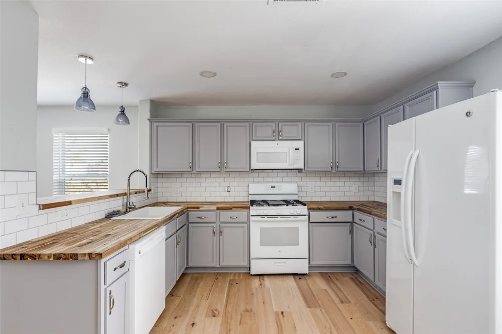 5106 Avenue O Galveston, TX 77551