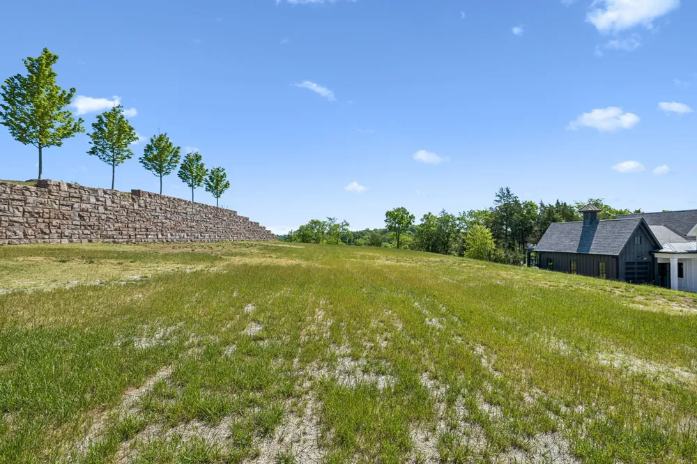 9120 Sawtooth Ln College Grove, TN 37046