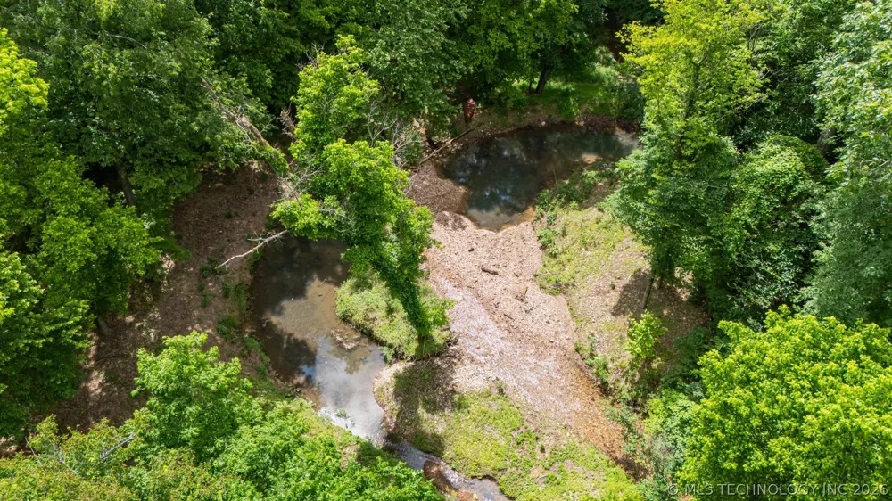 21745 E 660 ROAD Tahlequah, OK 74464