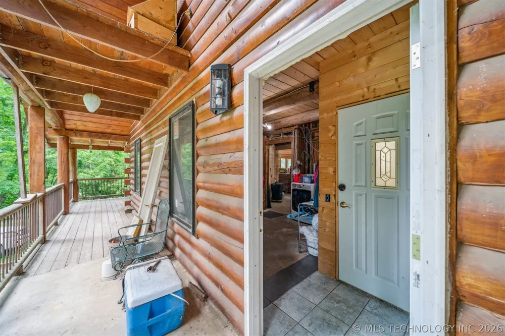 21745 E 660 ROAD Tahlequah, OK 74464