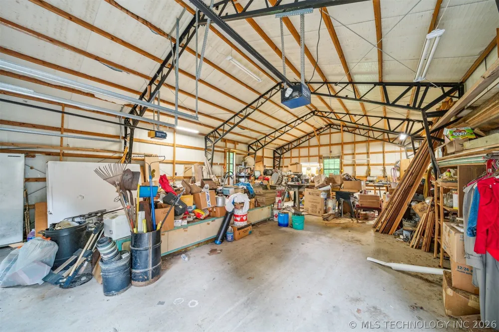 21745 E 660 ROAD Tahlequah, OK 74464