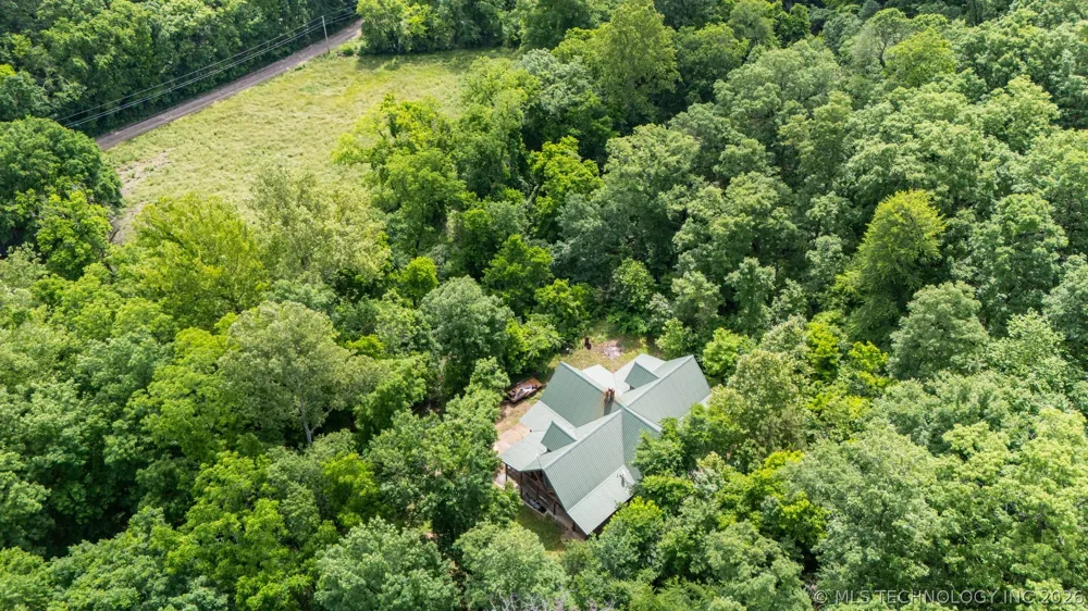 21745 E 660 ROAD Tahlequah, OK 74464