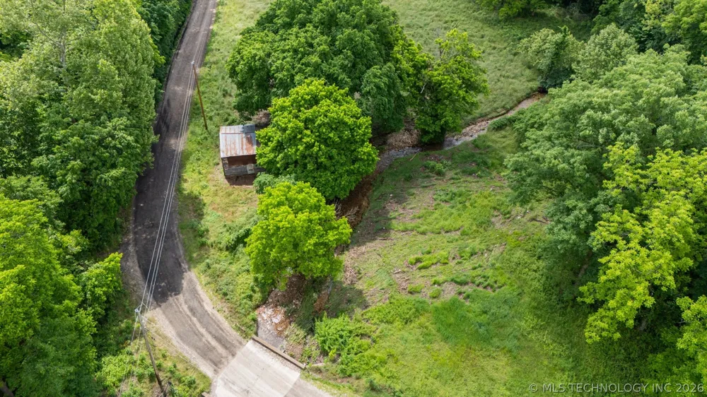 21745 E 660 ROAD Tahlequah, OK 74464
