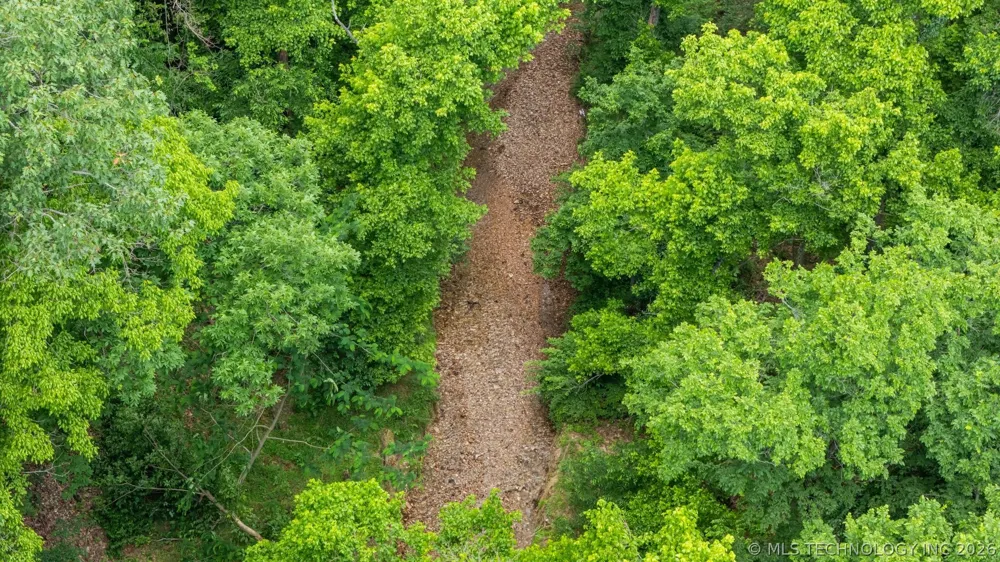 21745 E 660 ROAD Tahlequah, OK 74464
