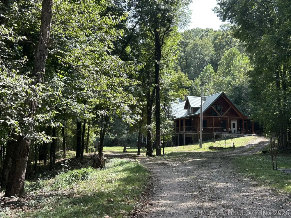 21745 E 660 ROAD Tahlequah, OK 74464