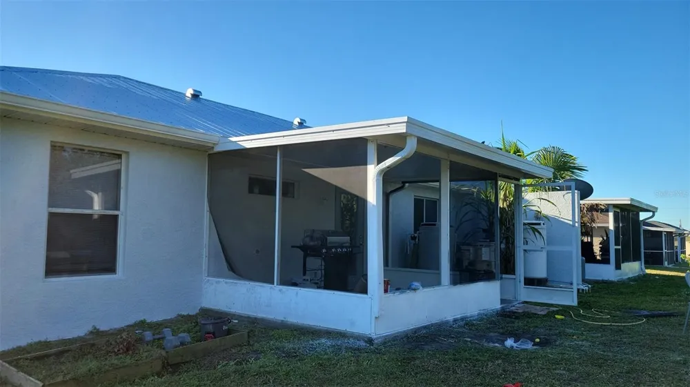 2209/2211 DANIEL AVENUE Lehigh Acres, FL 33971