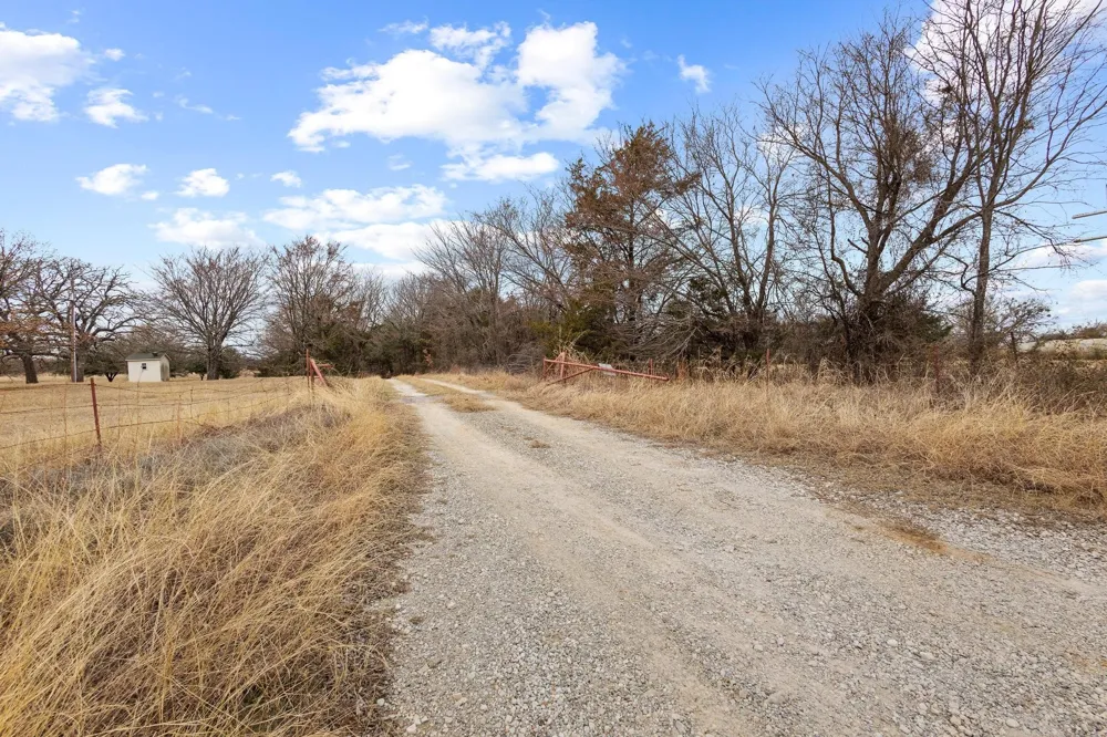 Cooks Corner Road Pottsboro, TX 75076
