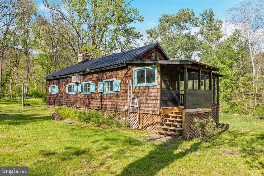 9897 CARPERS PIKE Yellow Spring, WV 26865