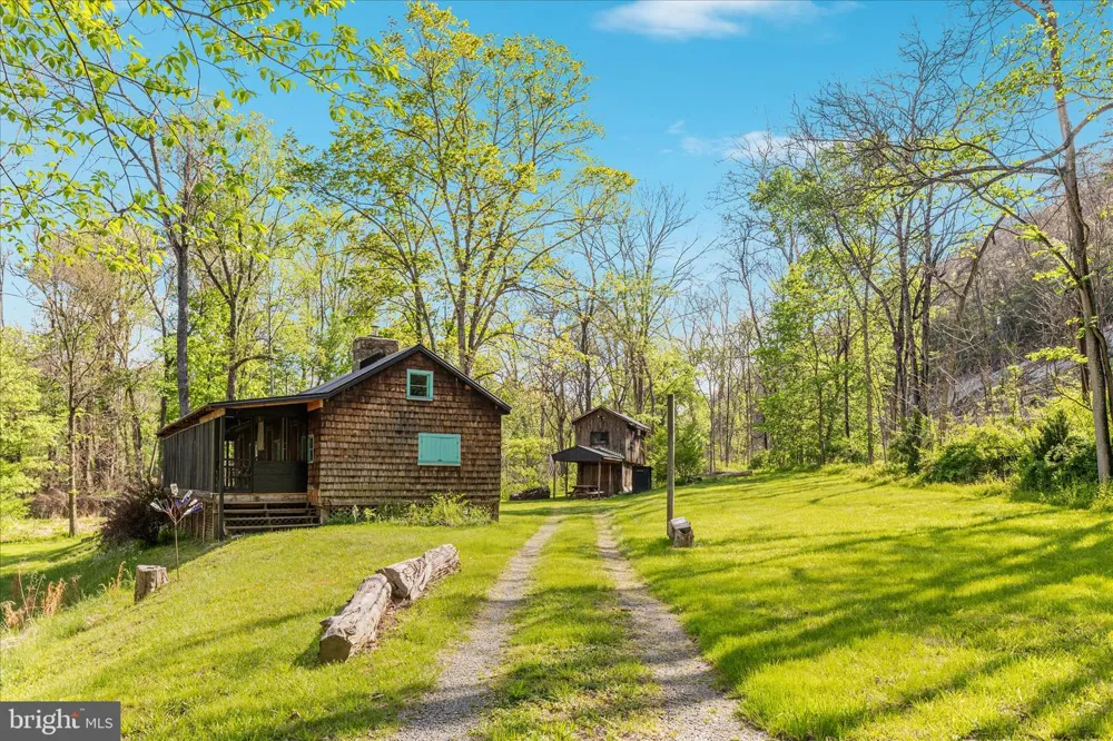 9897 CARPERS PIKE Yellow Spring, WV 26865