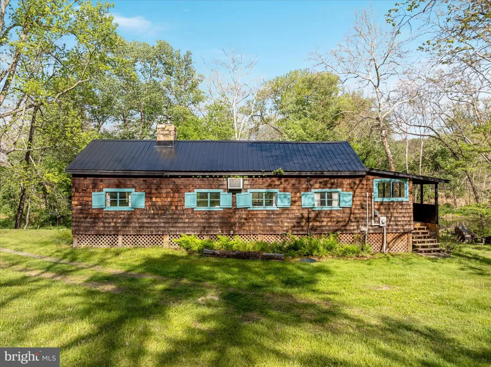 9897 CARPERS PIKE Yellow Spring, WV 26865