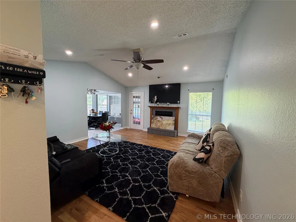 12179 E 35th Street Tulsa, OK 74146