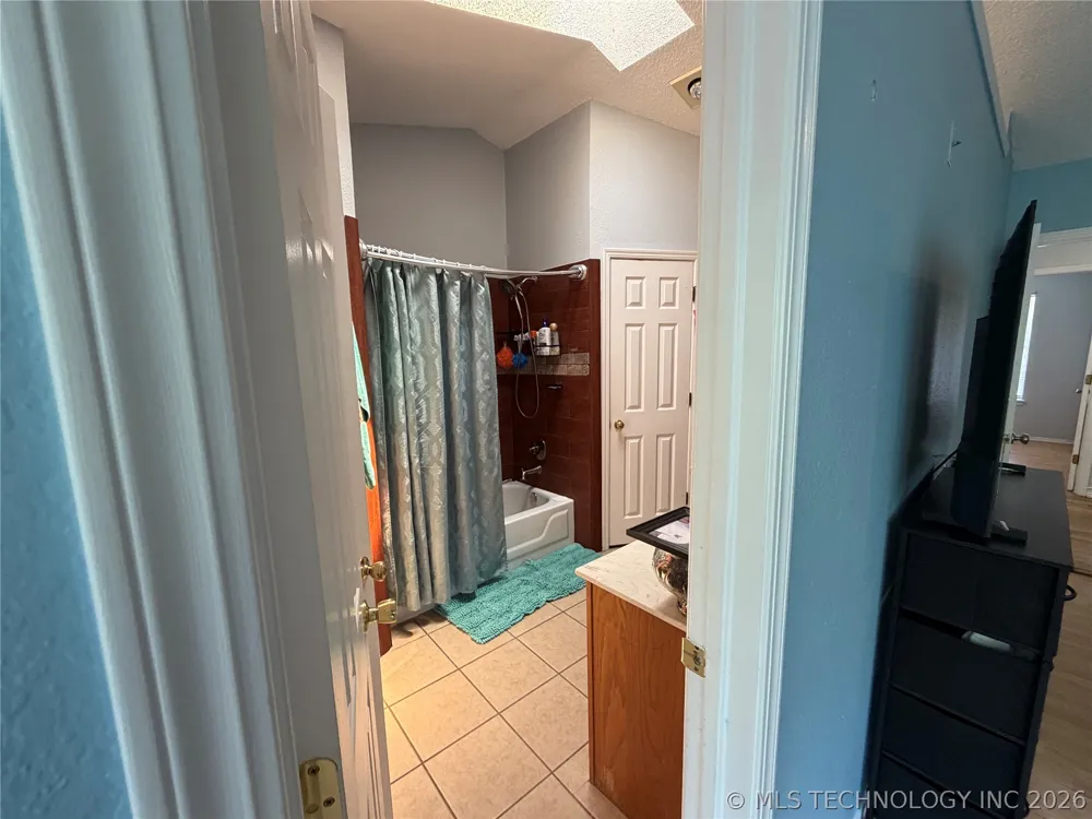 12179 E 35th Street Tulsa, OK 74146