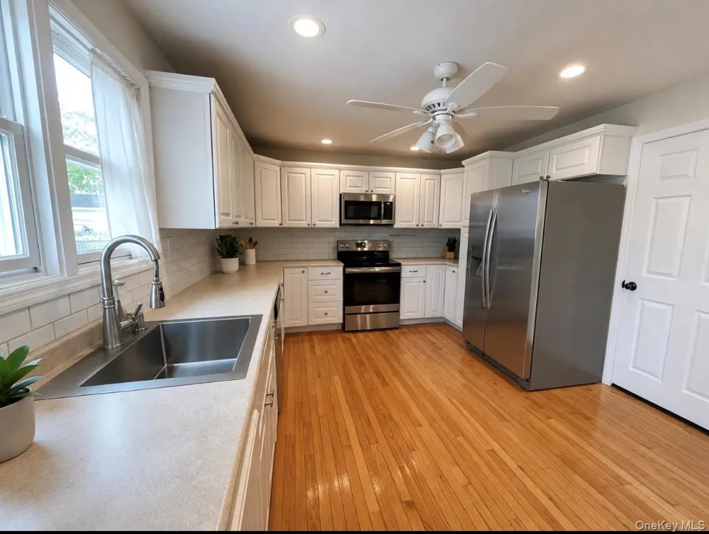 7 Bay Street Center Moriches, NY 11934