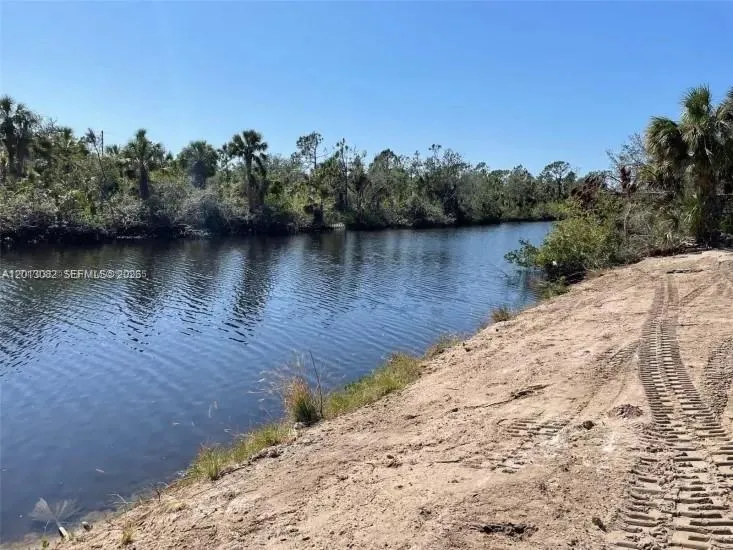14375 Howard Avenue Port Charlotte, FL 33953