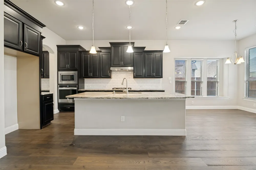 2802 Merlot Circle Rowlett, TX 75088