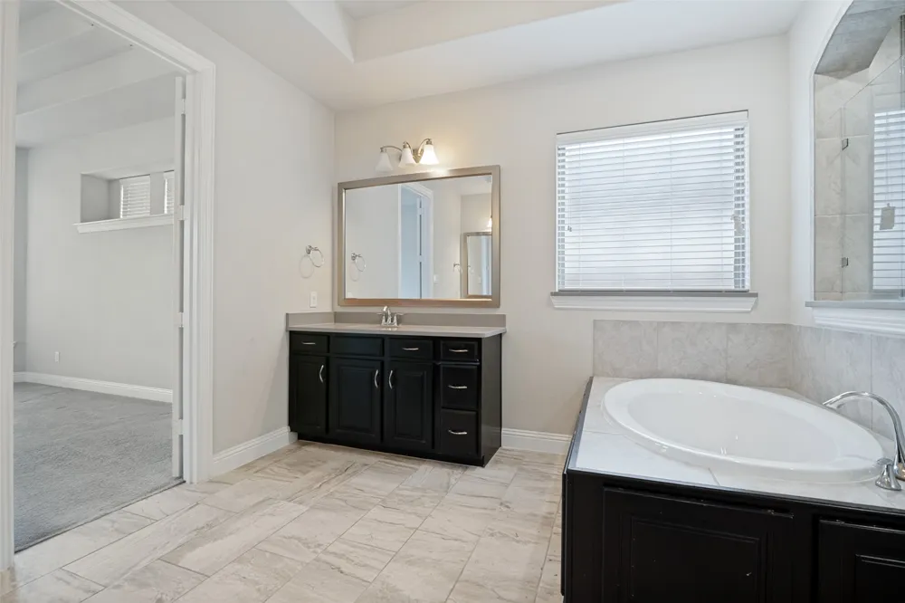 2802 Merlot Circle Rowlett, TX 75088