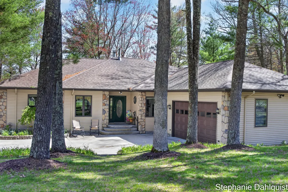 9160 Mill Pond Trail Whitehall, MI 49461