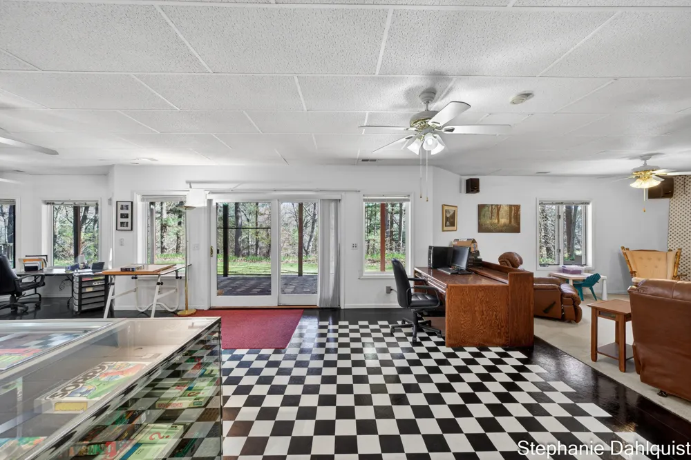 9160 Mill Pond Trail Whitehall, MI 49461