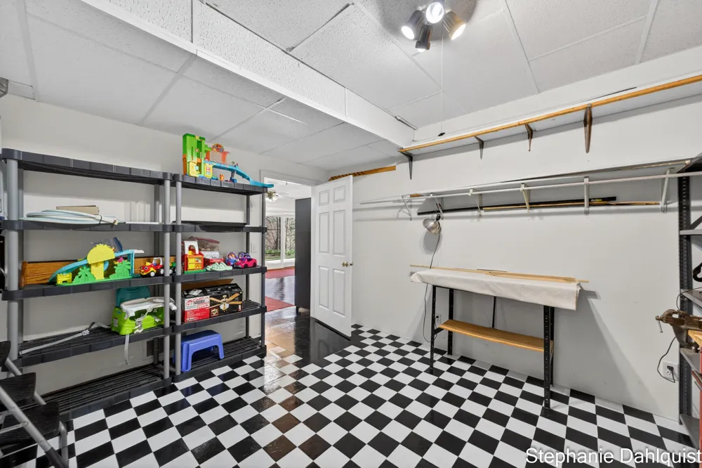 9160 Mill Pond Trail Whitehall, MI 49461
