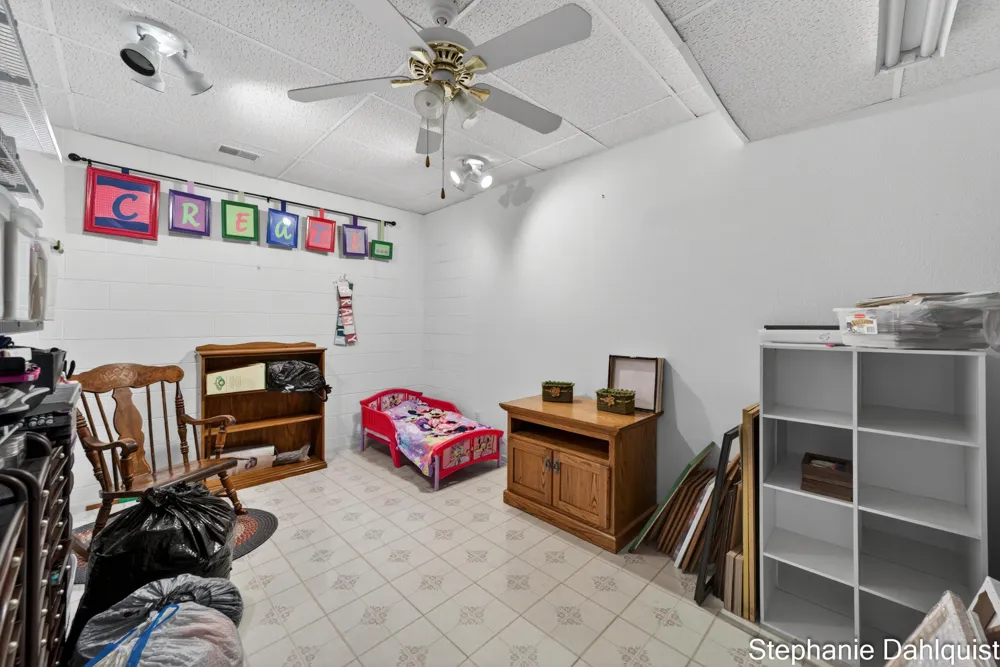 9160 Mill Pond Trail Whitehall, MI 49461