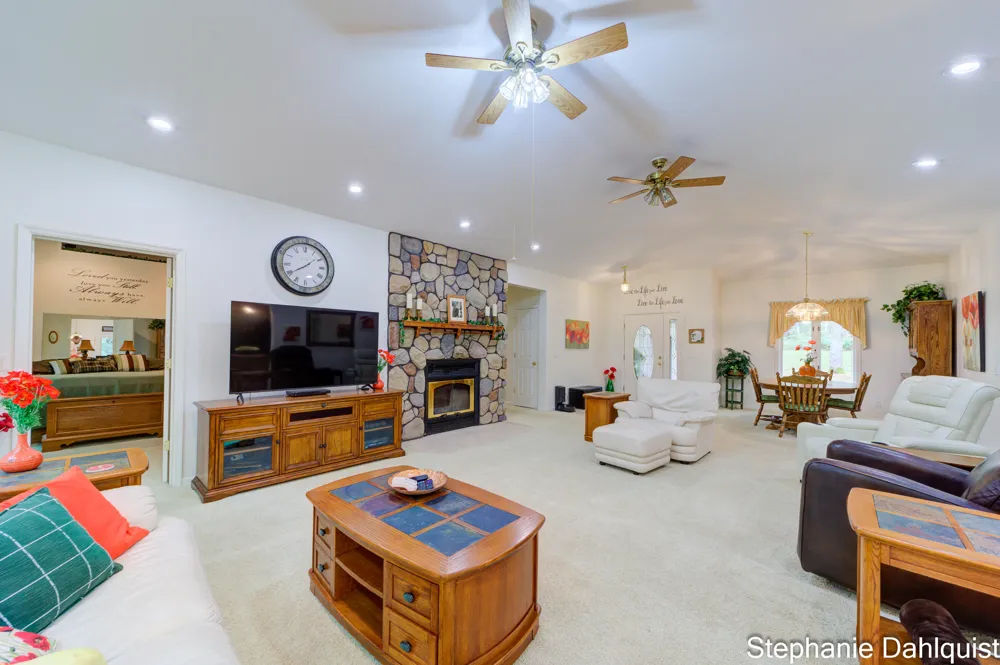 9160 Mill Pond Trail Whitehall, MI 49461