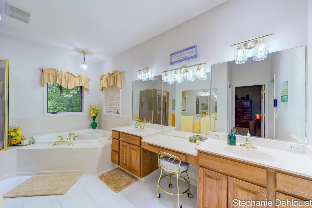 9160 Mill Pond Trail Whitehall, MI 49461