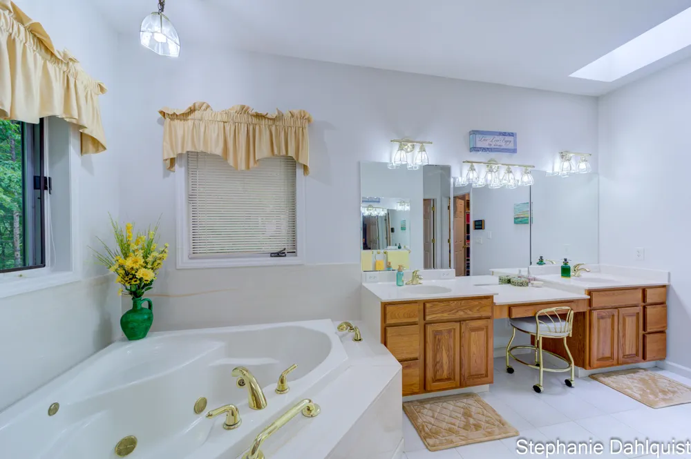 9160 Mill Pond Trail Whitehall, MI 49461