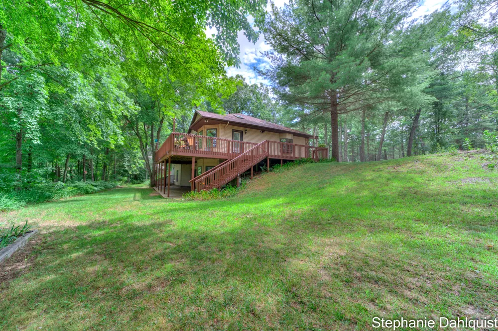 9160 Mill Pond Trail Whitehall, MI 49461