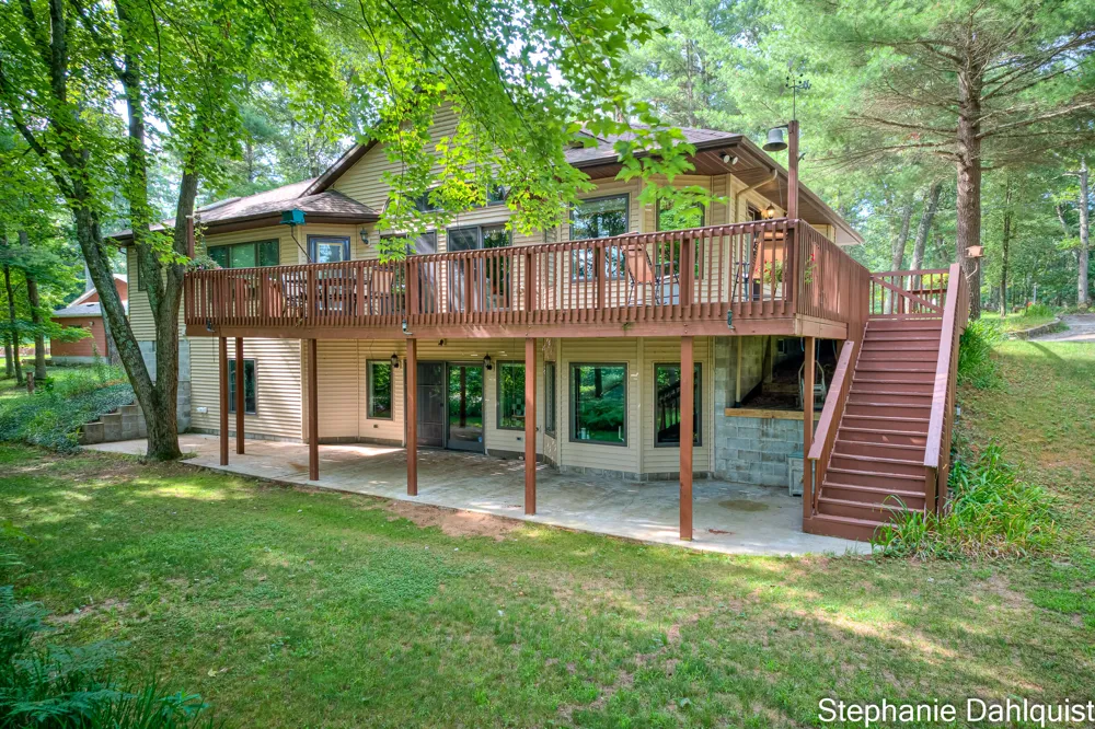 9160 Mill Pond Trail Whitehall, MI 49461