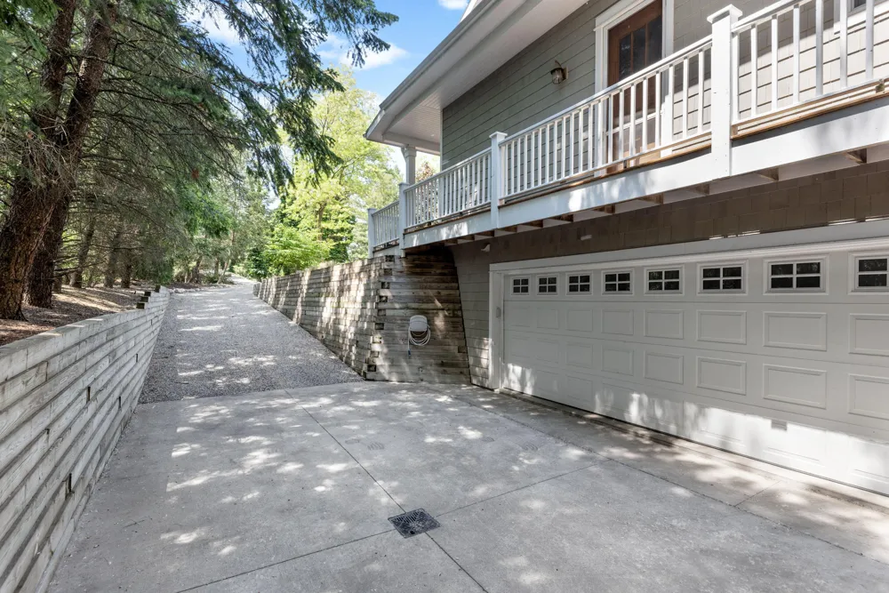 331 Marquette Drive New Buffalo, MI 49117