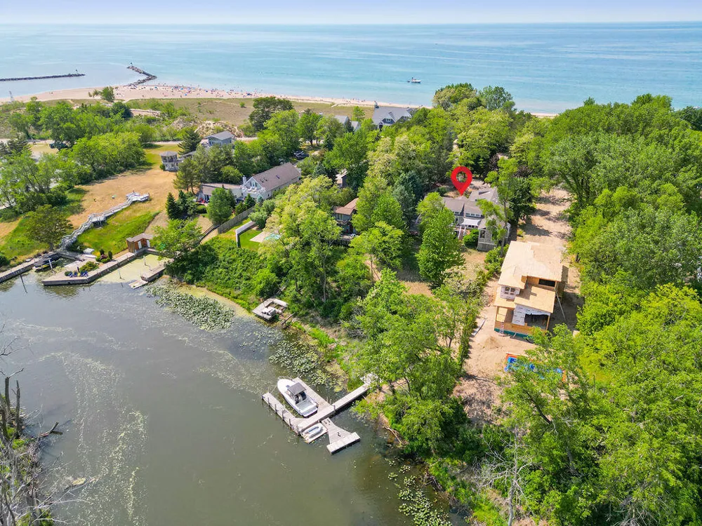 331 Marquette Drive New Buffalo, MI 49117