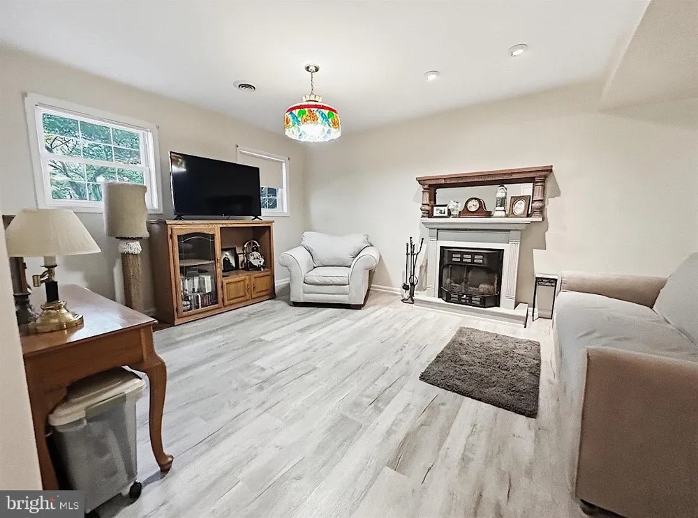 13675 CUMBERLAND HIGHWAY Orrstown, PA 17244