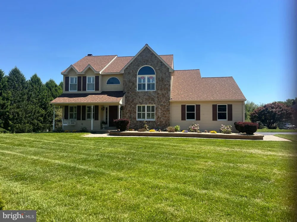 75 AUBURN ROAD Avondale, PA 19311