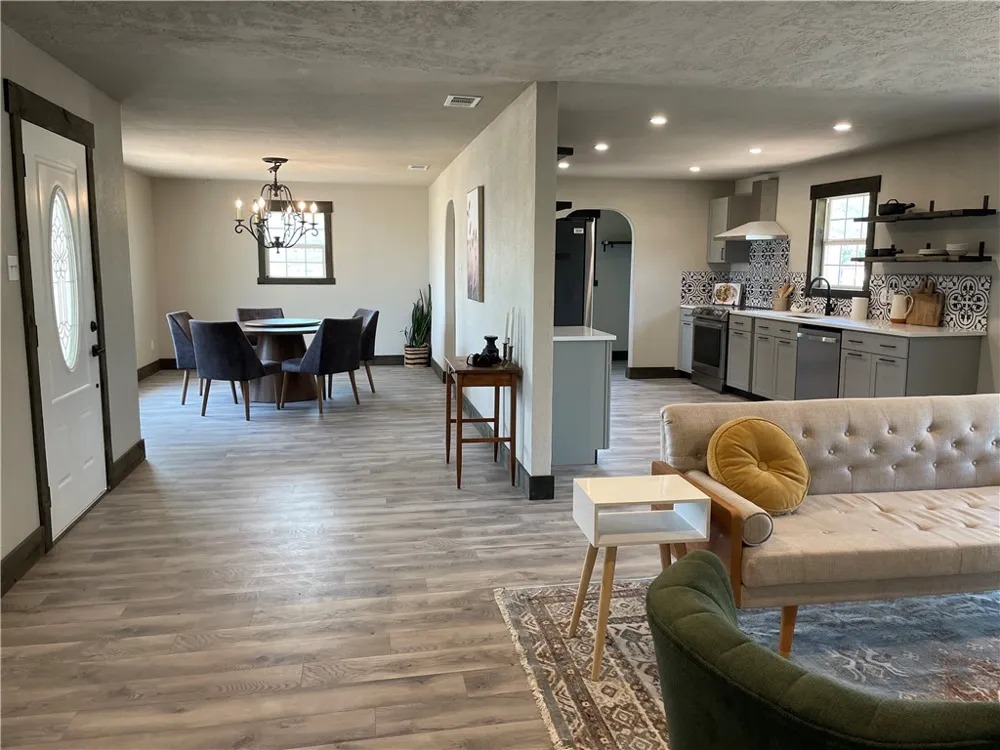 710 Eugenia Street Orange Grove, TX 78372