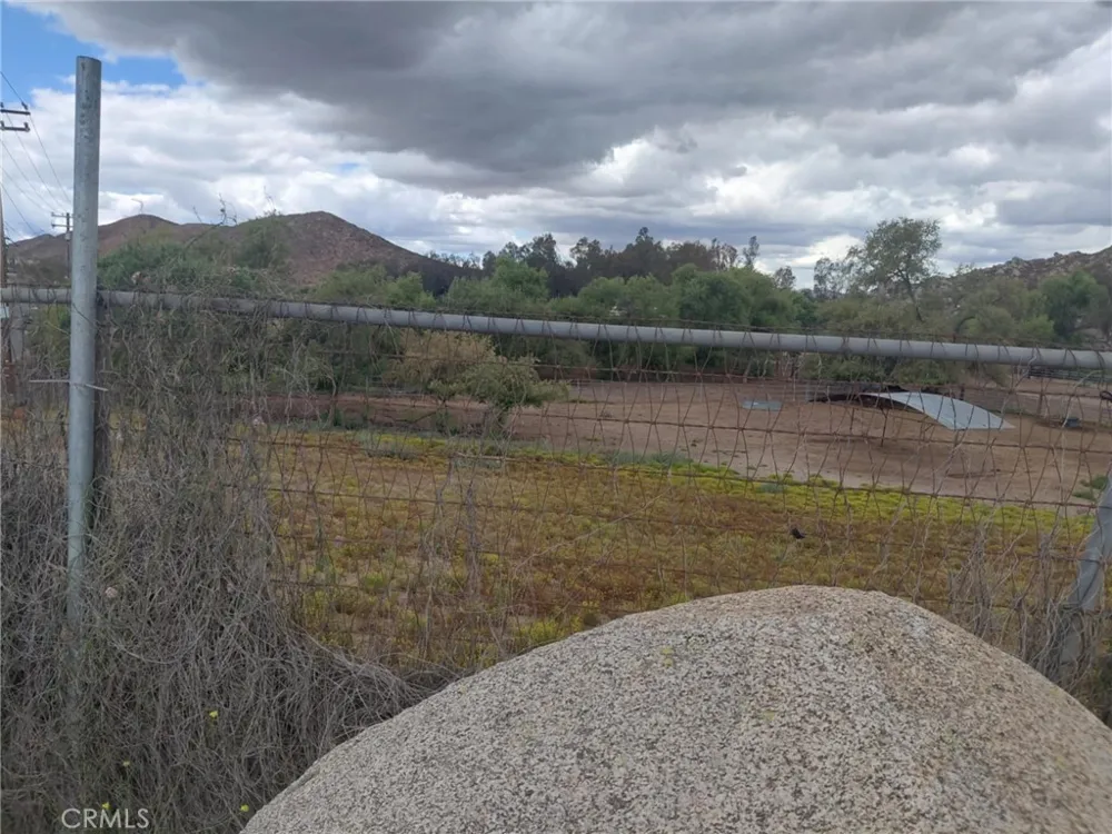 4 HOLLAND RD Menifee, CA 92584
