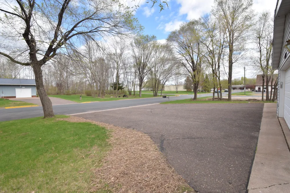 7721 Lake Street Siren, WI 54872